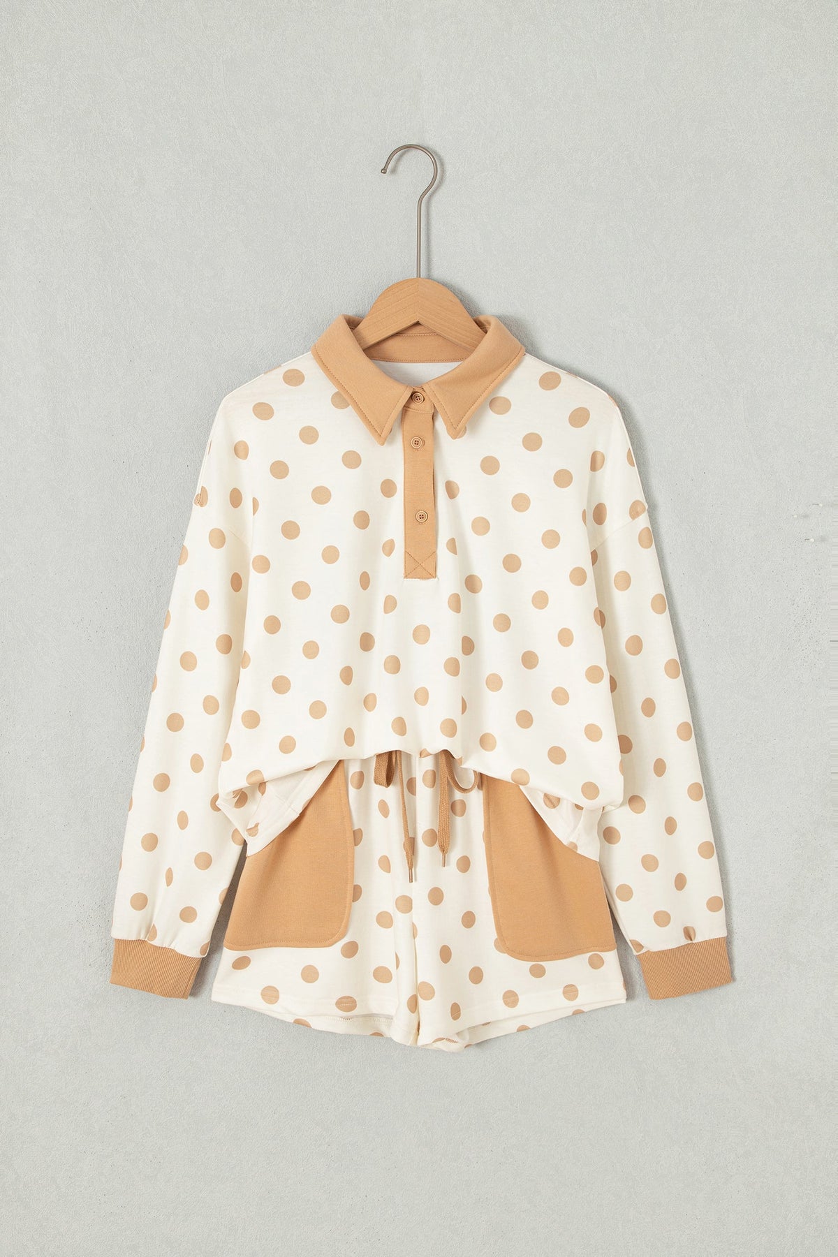 Zoey Pullover Patch Pocket Casual Shorts Set Pink or Khaki Outfit  Indie & Co. Ladies polka dot