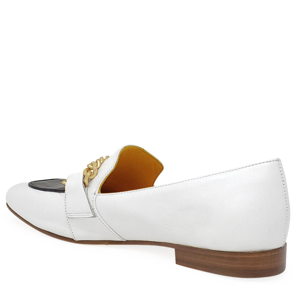 Flat Loafer Wht/Blk spectator flats career Madison Maison w/chain