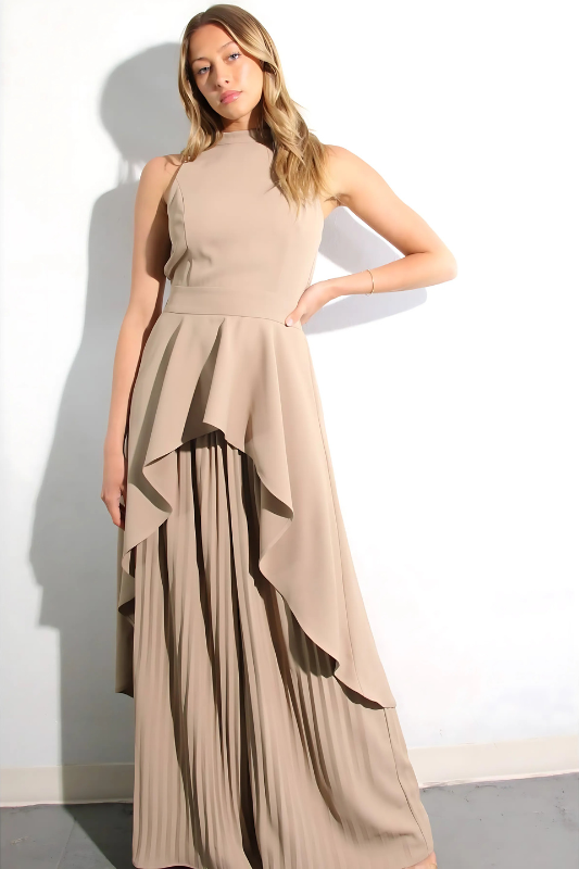 LUXE ALLURE Escape to Milan Taupe Pleated Pants Set