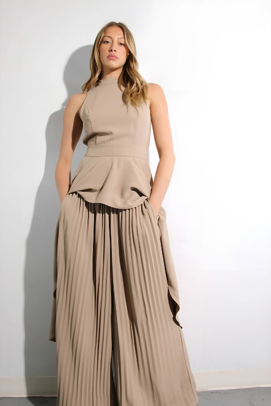 LUXE ALLURE Escape to Milan Taupe Pleated Pants Set
