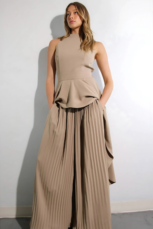 LUXE ALLURE Escape to Milan Taupe Pleated Pants Set