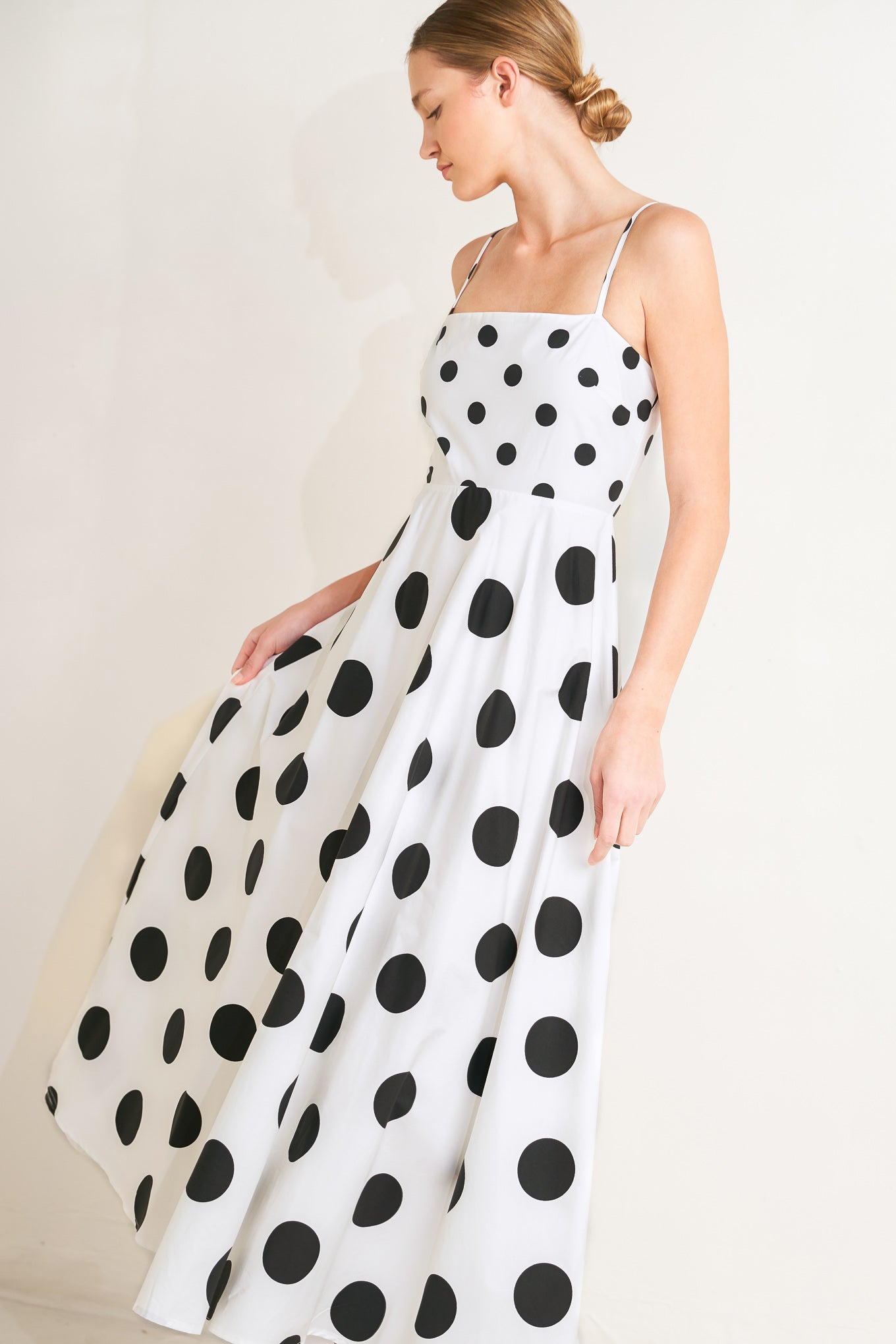 PARISIAN SPOTLIGHT WOVEN MIDI DRESS Flying Tomato Polka Dot Black White