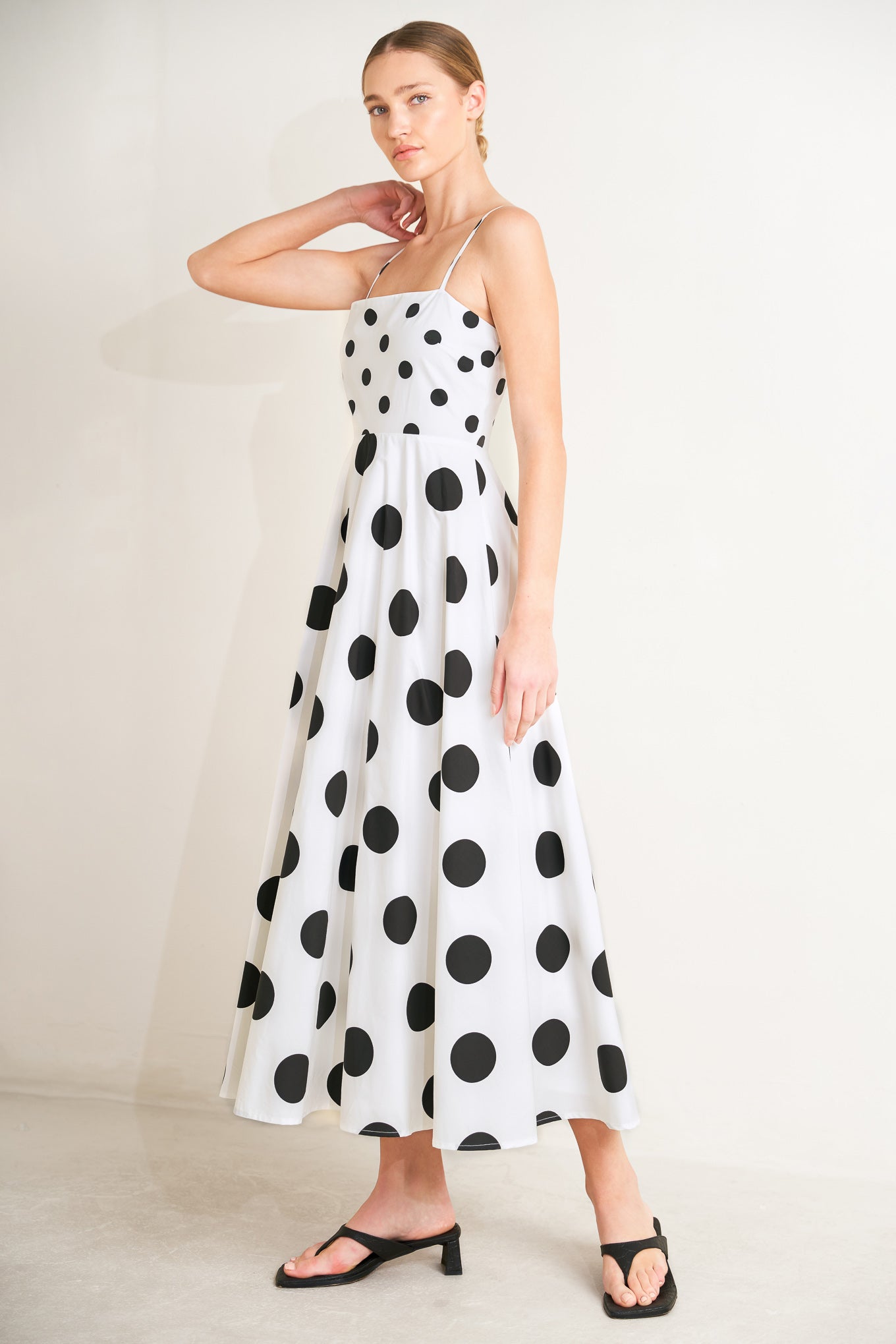 PARISIAN SPOTLIGHT WOVEN MIDI DRESS Flying Tomato Polka Dot Black White