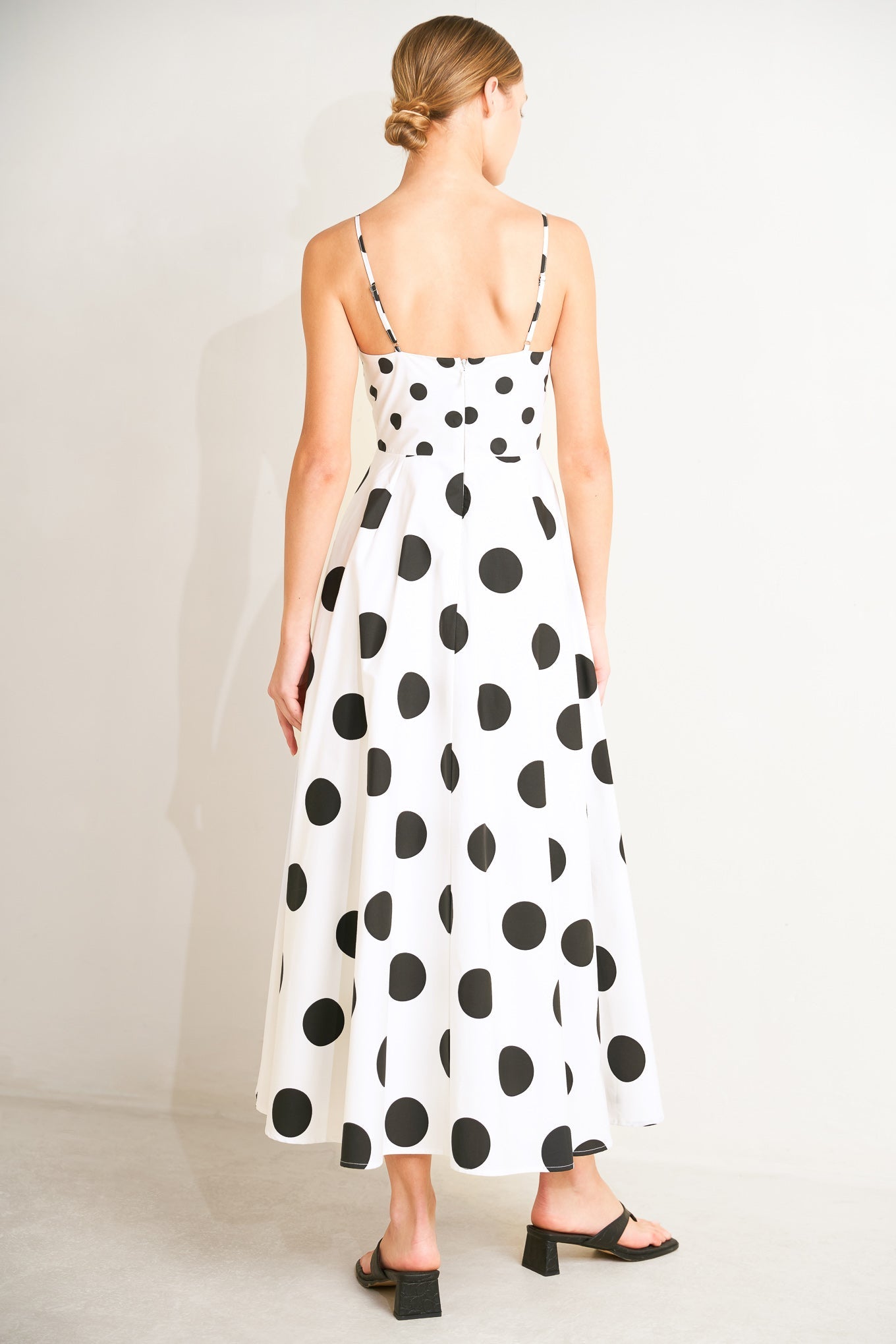 PARISIAN SPOTLIGHT WOVEN MIDI DRESS Flying Tomato Polka Dot Black White