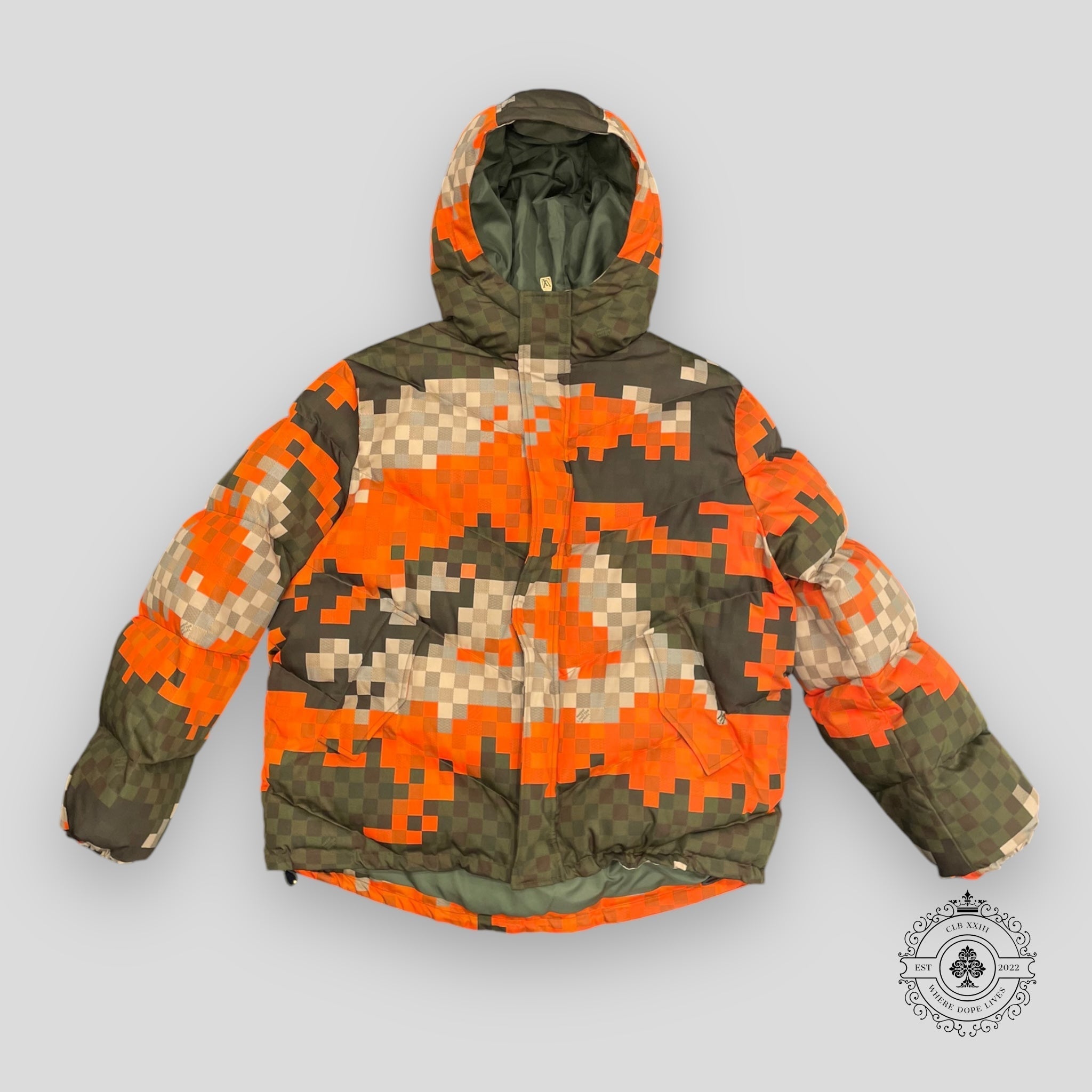 Louis Vuitton Orange Damoflage Puffer Jacket unisex men's coat 52