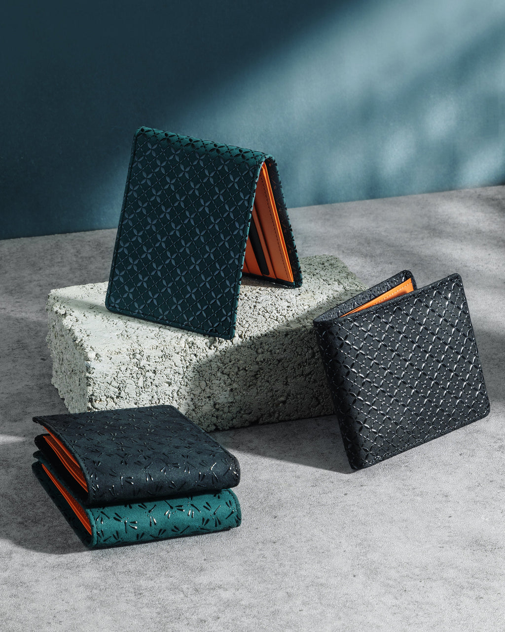 Folded Wallet - HISOKA (New Seven Treasures) Bi-fold Inden Japan