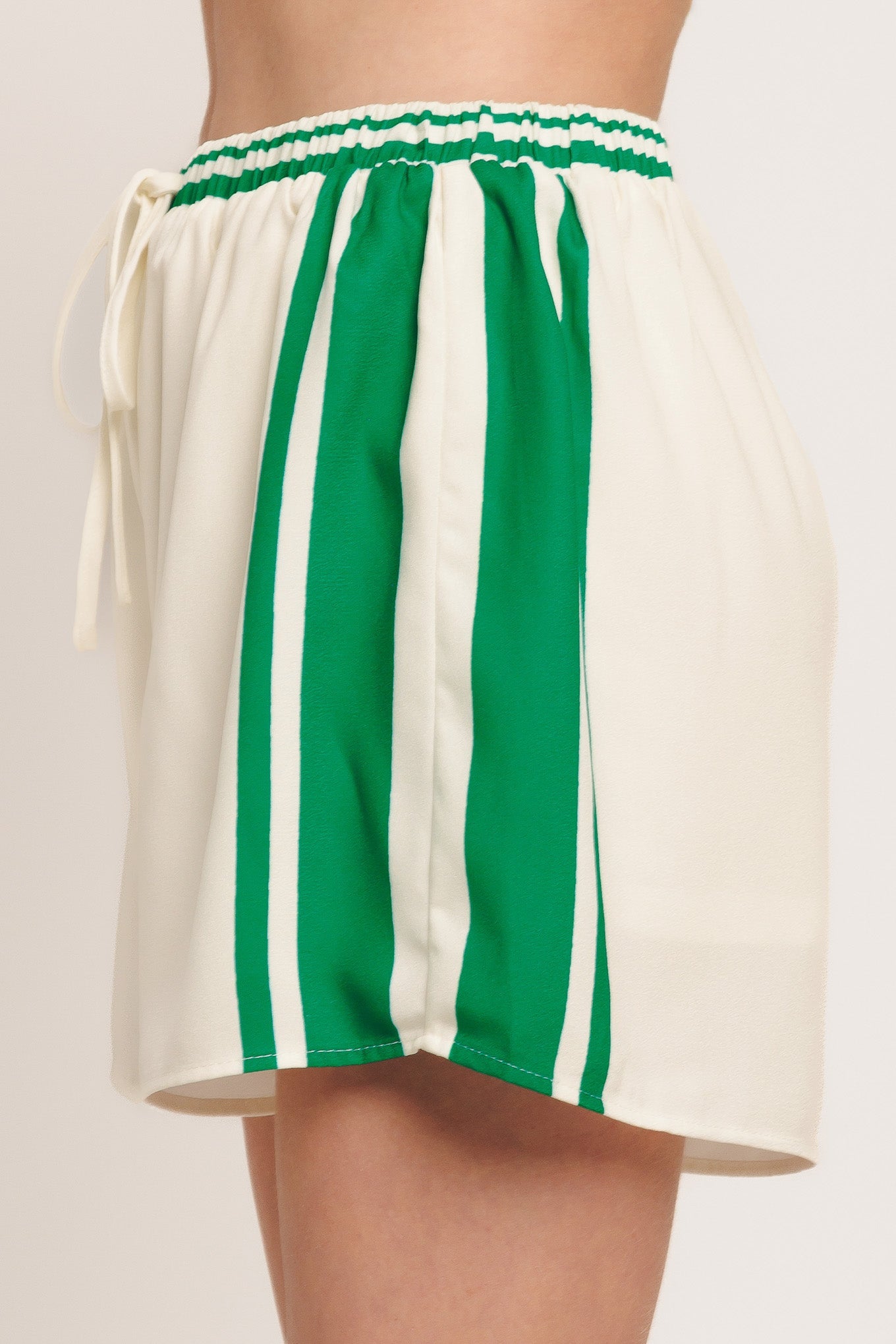 RIVIERA STRIPE WOVEN SHORT Green Flying Tomato