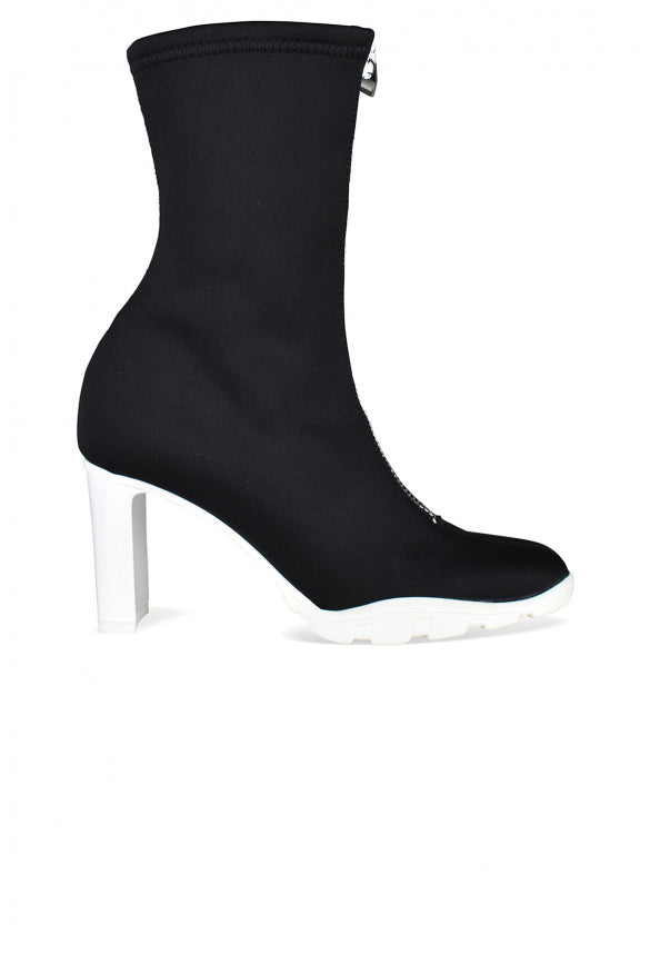 Alexander Mcqueen ladies Scuba Boots heels black white