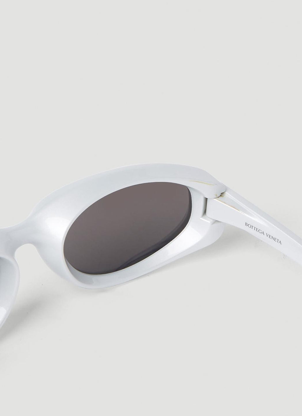 Bottega Veneta Men's Arch Oval Sunglassses Italy logo