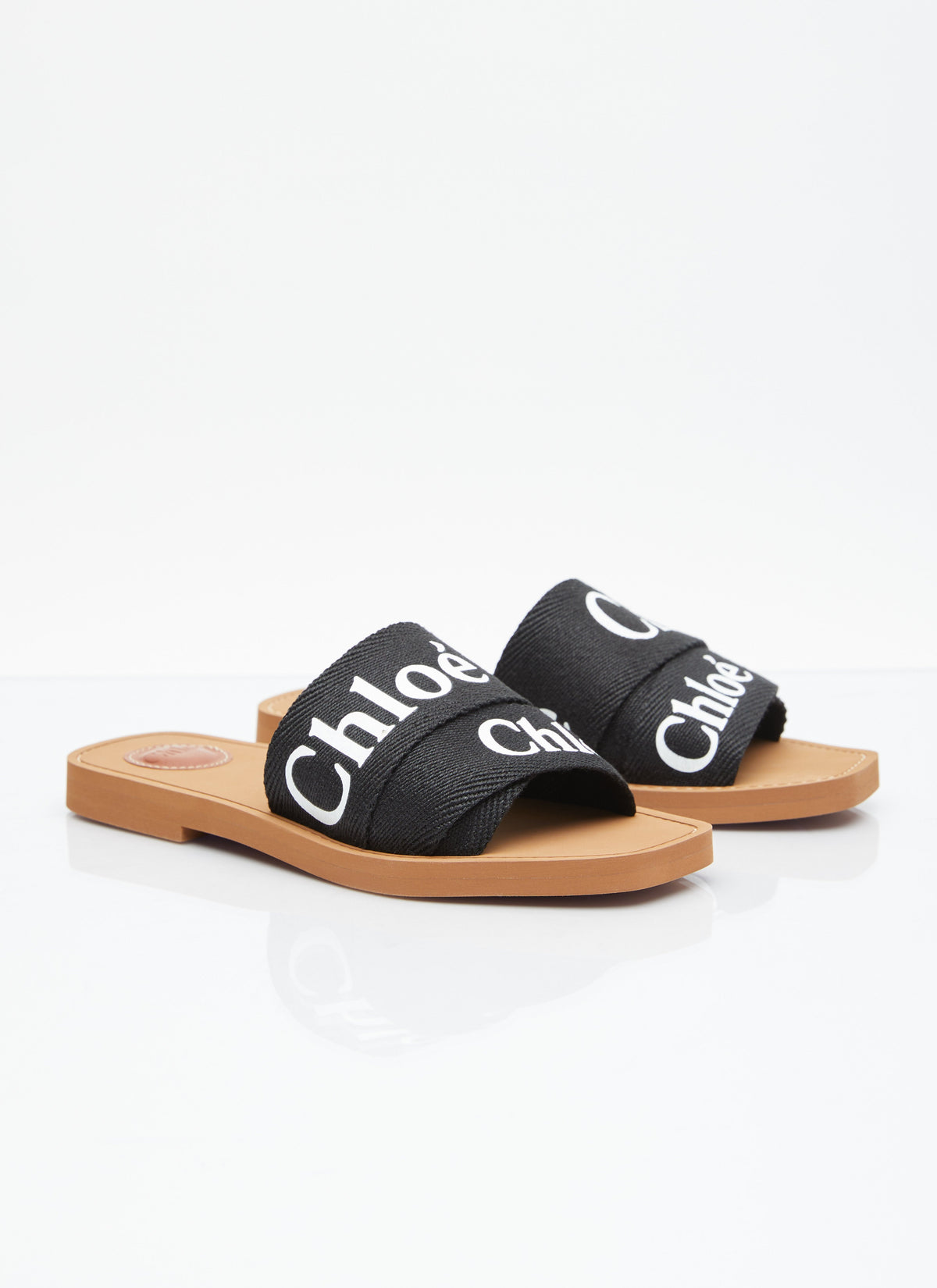 Chloé ladies Woody Slides sandals shoes linen black