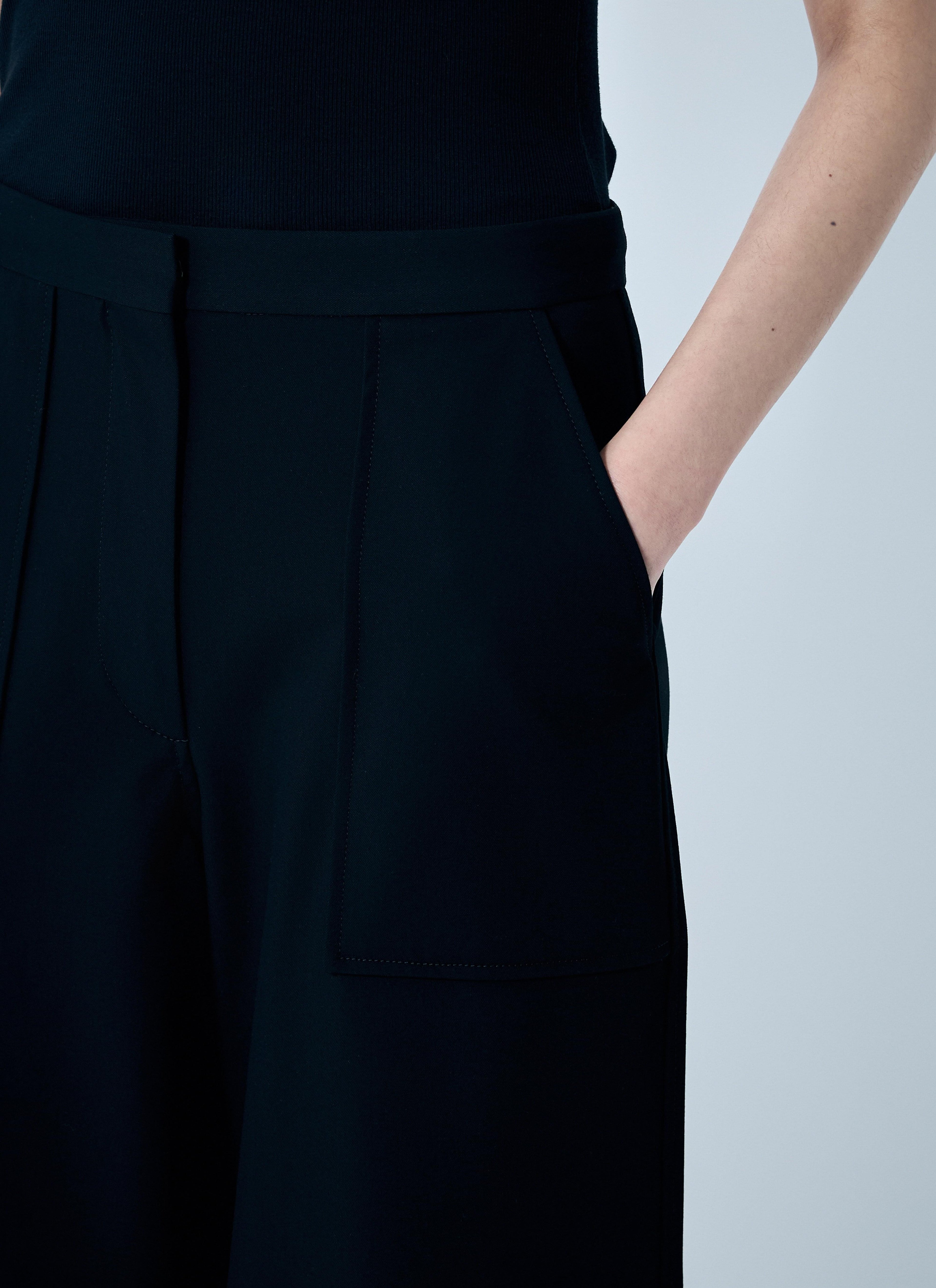 Ganni Ladies Solid Twill Suiting Cargo Pants Slacks Career