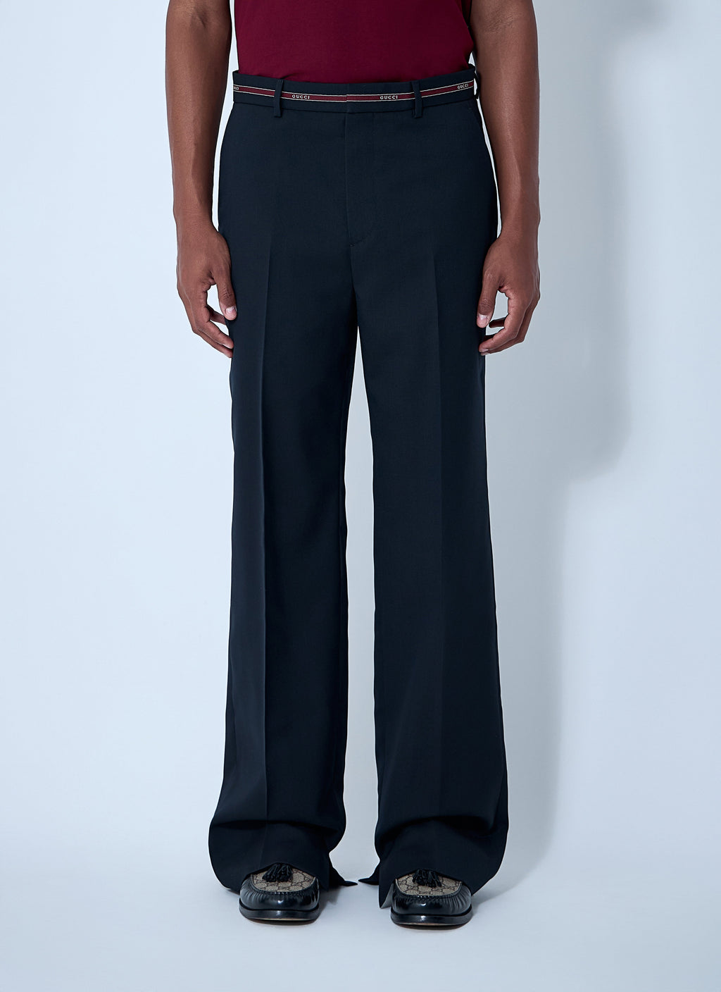 Gucci Men's Tailored Wool Pants Slacks pleated Navy Blue with logo name on waist