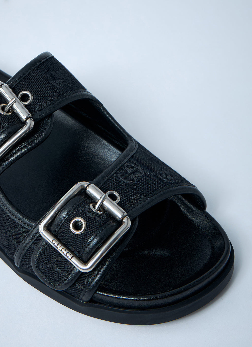 Gucci Men's GG Slide Sandals With Buckles beach black