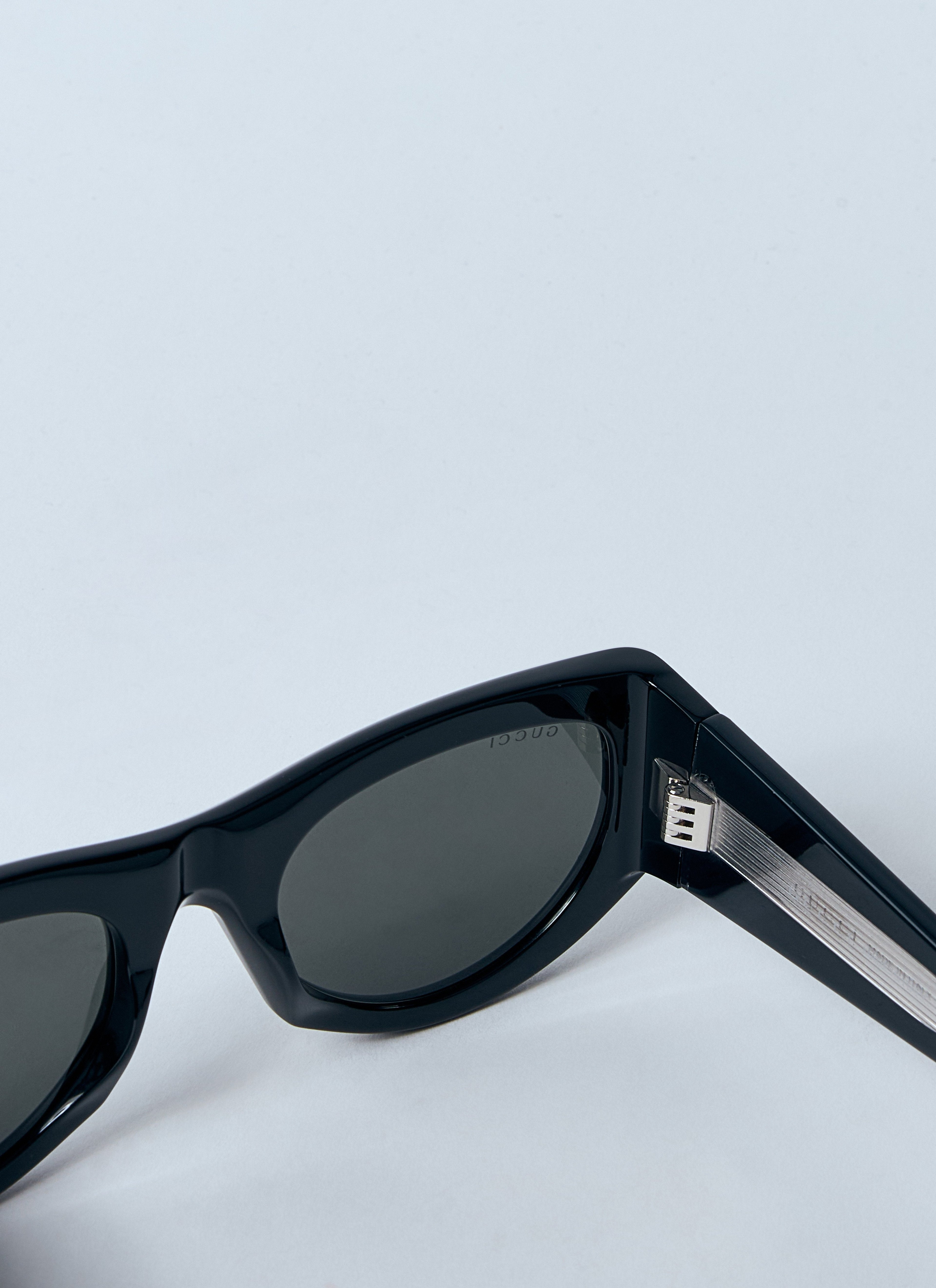 Gucci ladies Rectangular Frame Sunglasses black