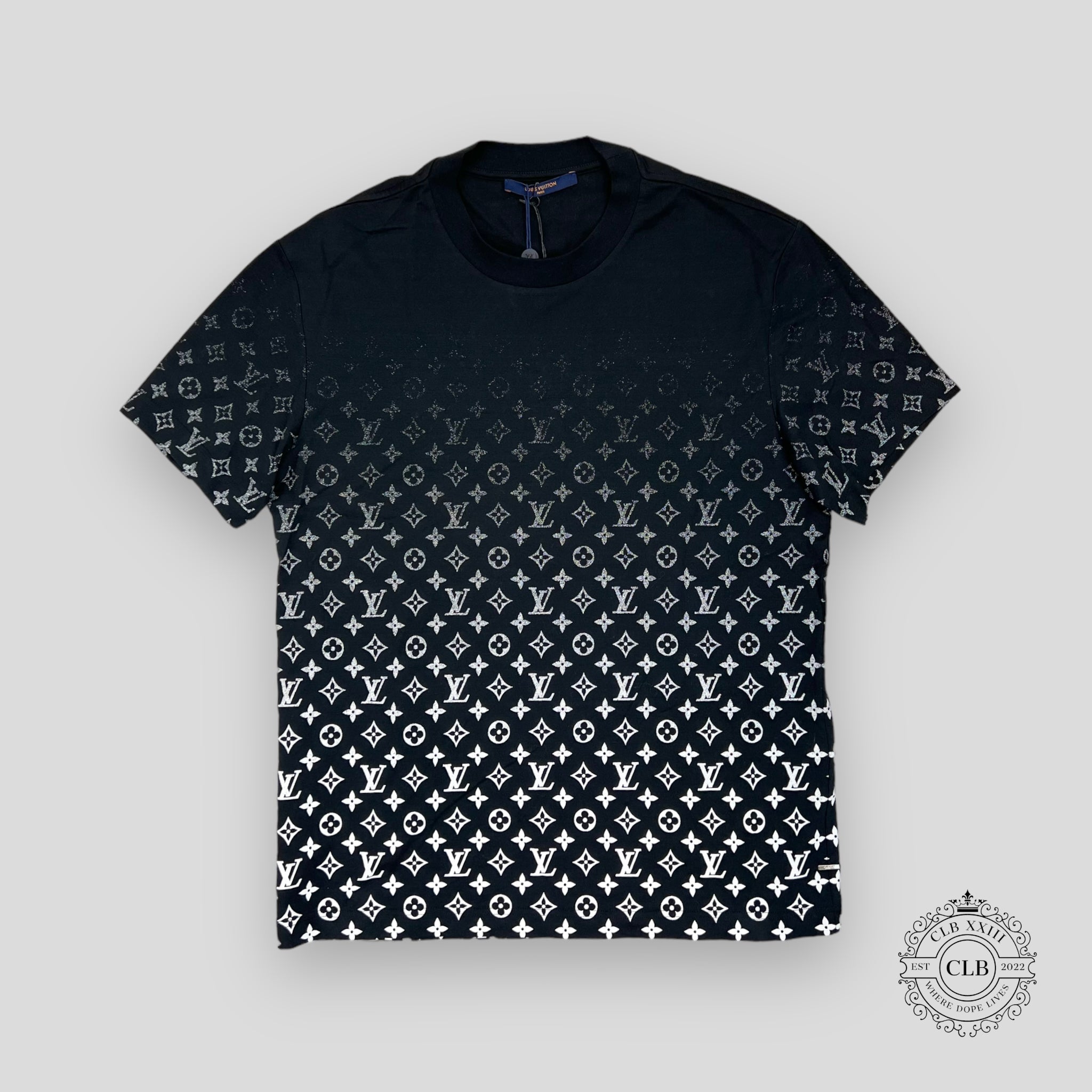 Louis Vuitton Gradient Monogram T-Shirt in Black men's unisex tee M L XL XXL