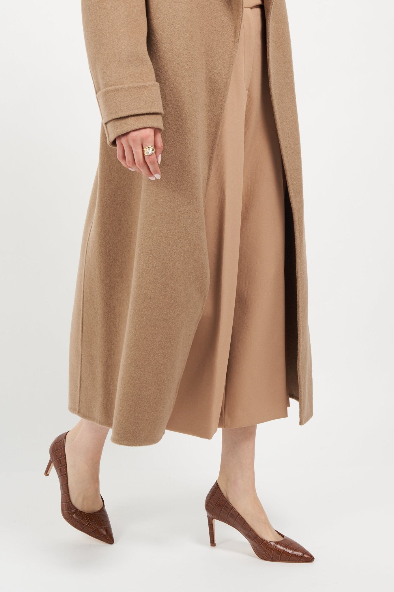 Deborah 2.0 Brown Croco leather Pumps Heels Joan Oloff career