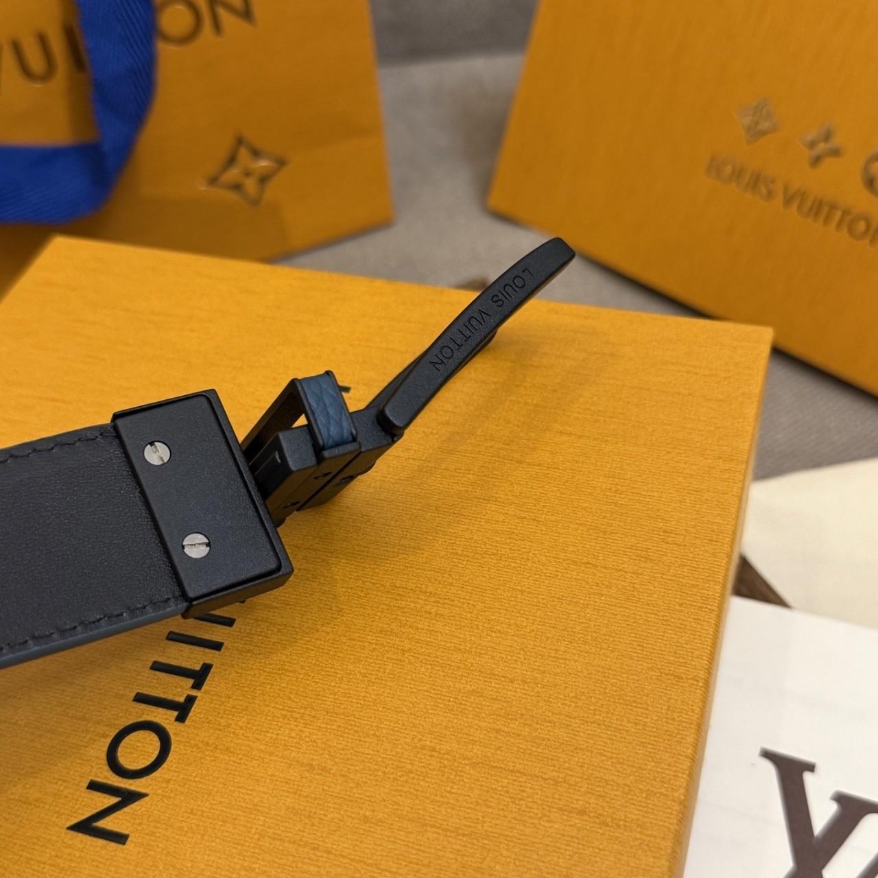 LV belt men's Blue/Black reversible Louis Vuitton 110CM 33-35"