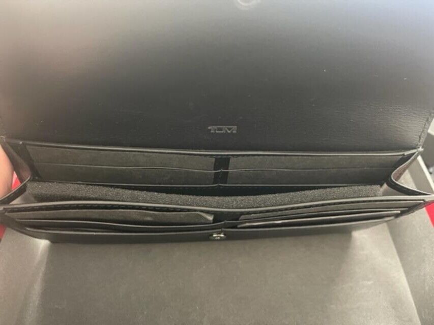 TUMI long wallet smooth leather slim black envelope designer $475