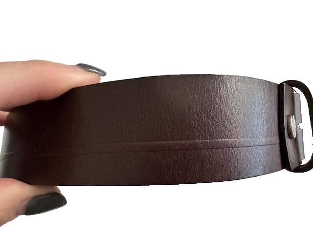 TUMI leather men's belt brown 44/110 made in France designer casual