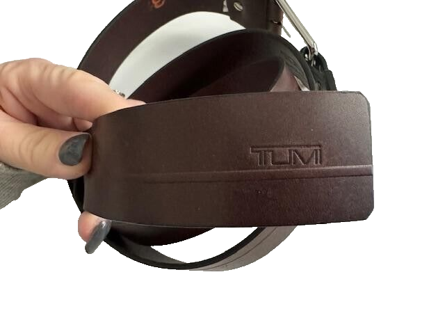 TUMI leather men's belt brown 44/110 made in France designer casual